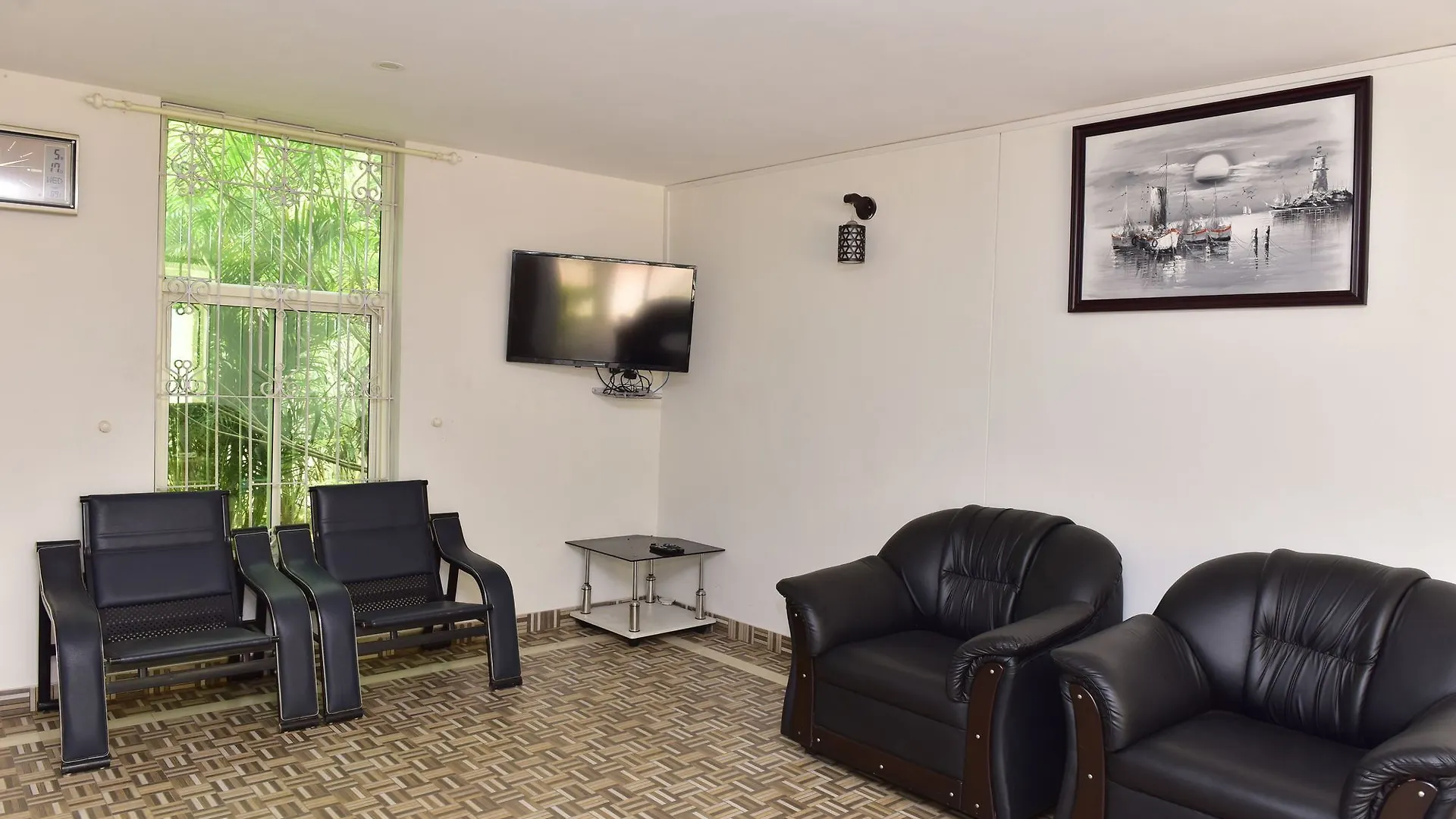 Hotel Oyo Rooms 026 Kovalam Bypass Thiruvananthapuram